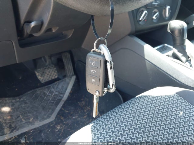 Volkswagen Jetta 1.4t S