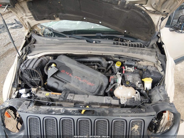 Jeep Renegade Deserthawk 4x4