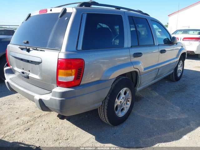 Jeep Grand Cherokee Laredo