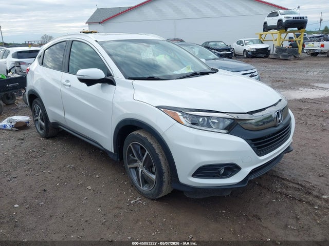 Salvage Honda HR-V Image