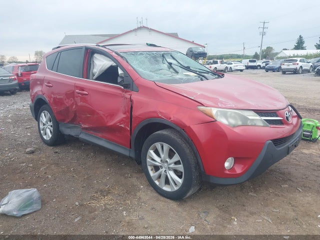 Salvage Toyota RAV4 Image