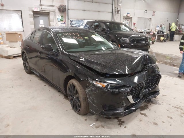 Salvage Mazda Mazda3 Image