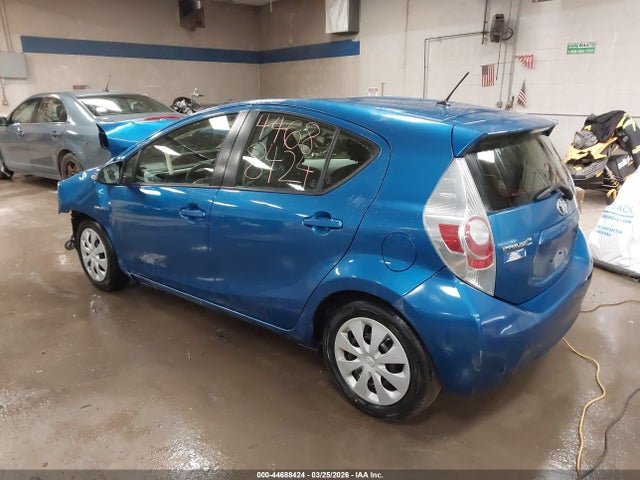 Toyota Prius c Two