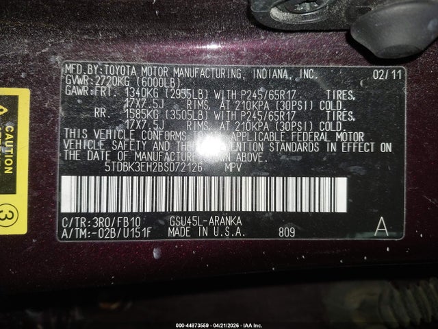 Toyota Highlander Base V6