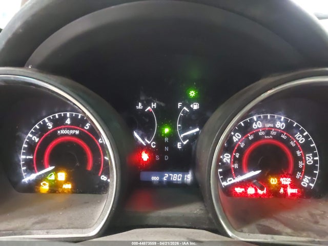 Toyota Highlander Base V6