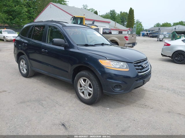 Salvage Hyundai SANTA FE Image