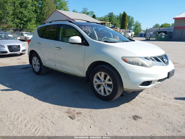 Salvage Nissan Murano Image