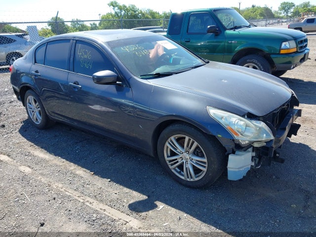Salvage INFINITI G37x Image