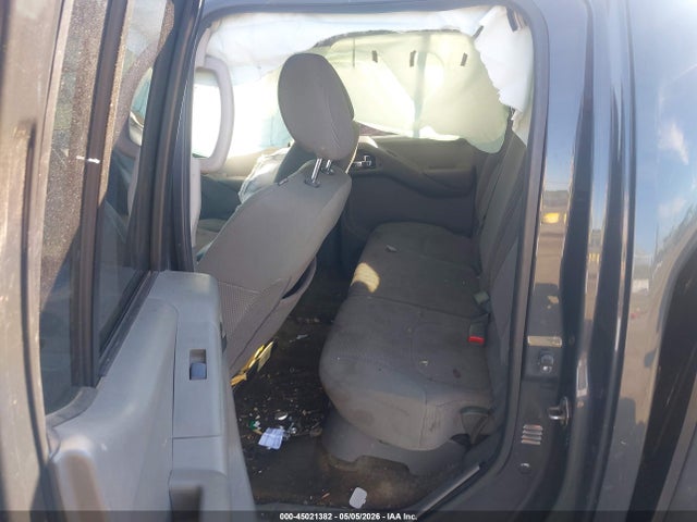 Nissan Frontier Sv