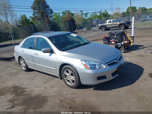 Salvage Honda Accord Image