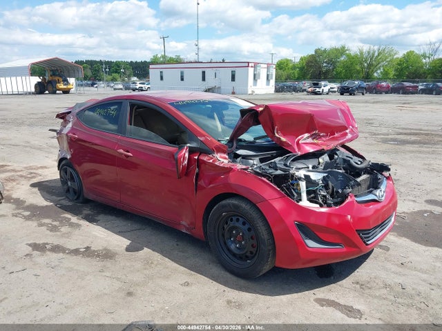 Salvage Hyundai ELANTRA Image