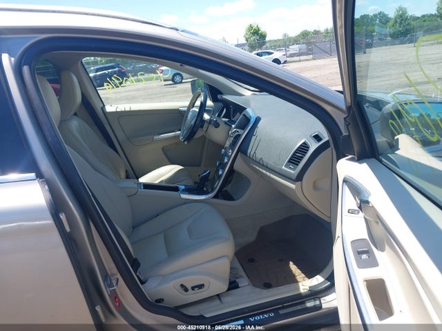 Volvo XC60 T6