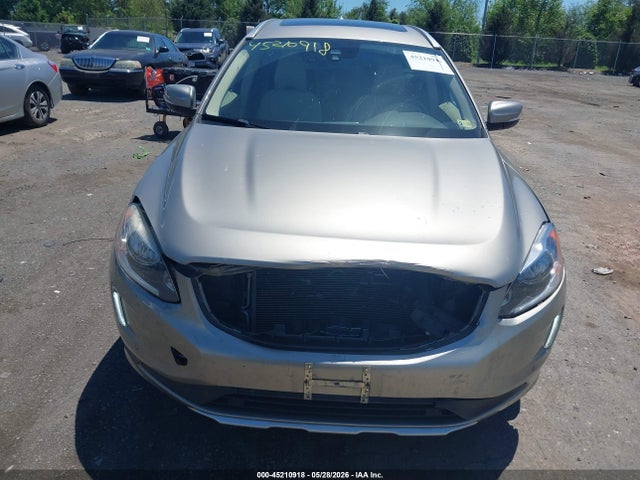 Volvo XC60 T6