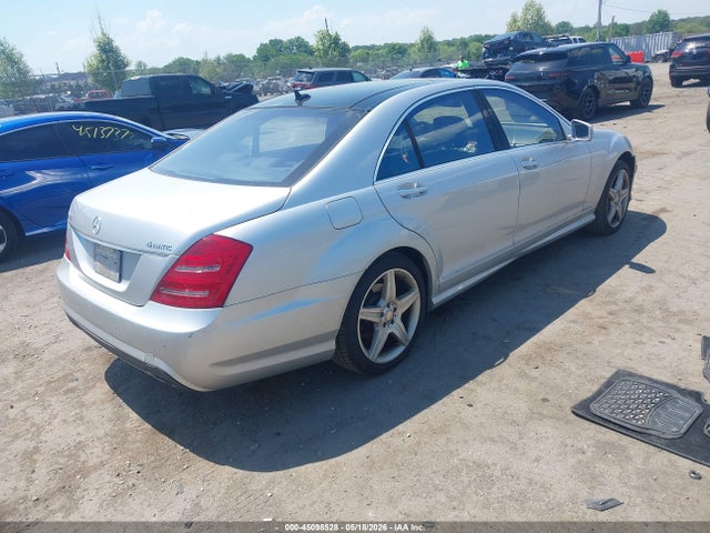 Mercedes-Benz S-Class 4matic