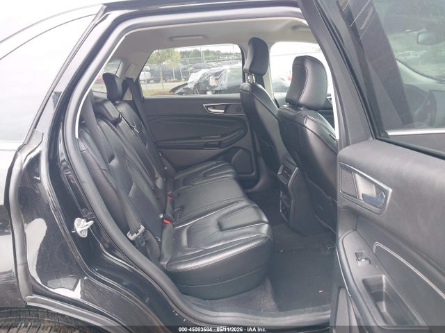 Ford Edge Titanium