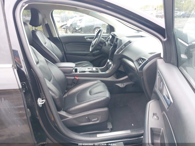Ford Edge Titanium