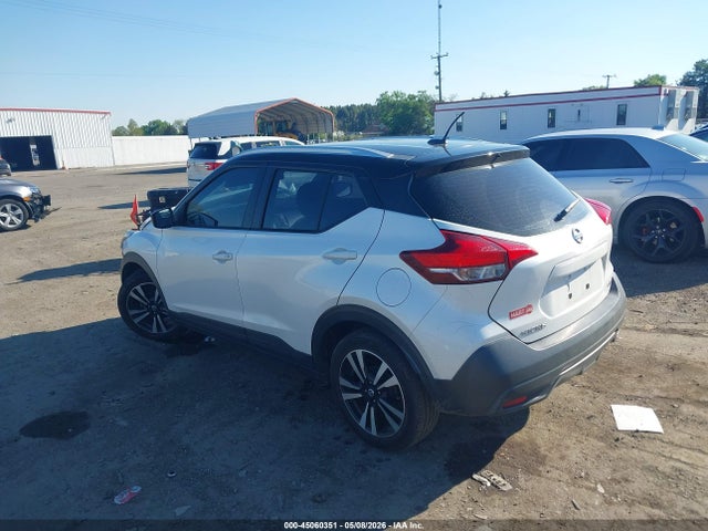 Nissan Kicks Sv