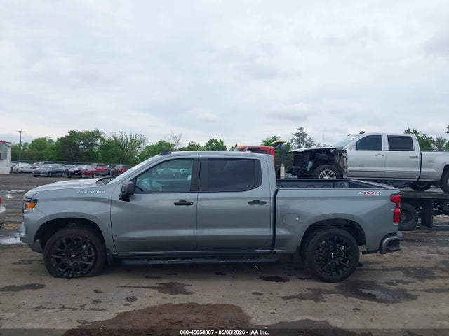 Chevrolet Silverado 1500 4wd  Short Bed Custom