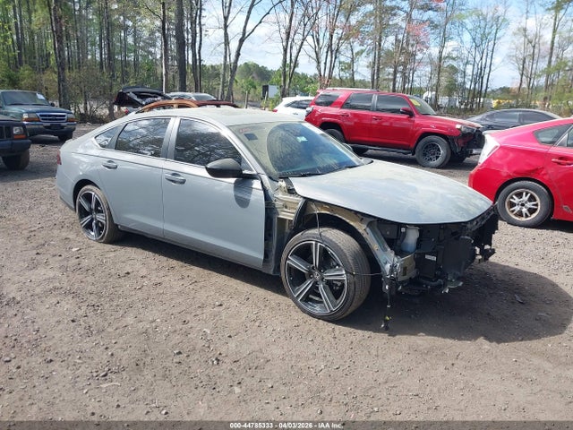 Salvage Honda Accord Image