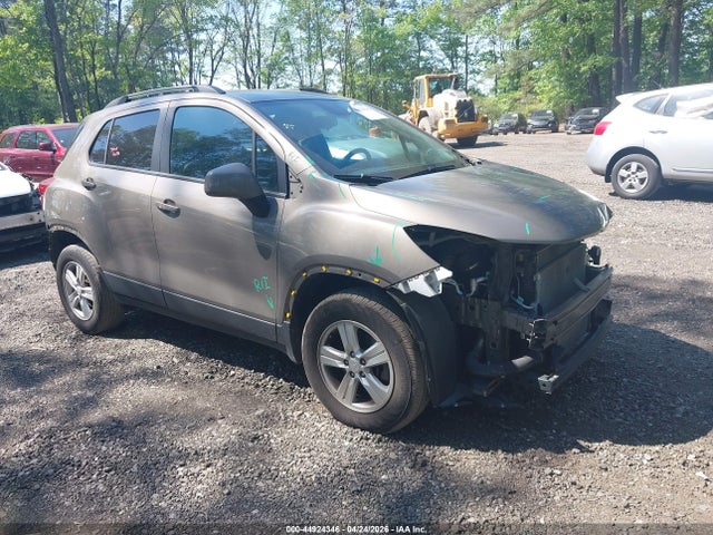 Salvage Chevrolet Trax Image