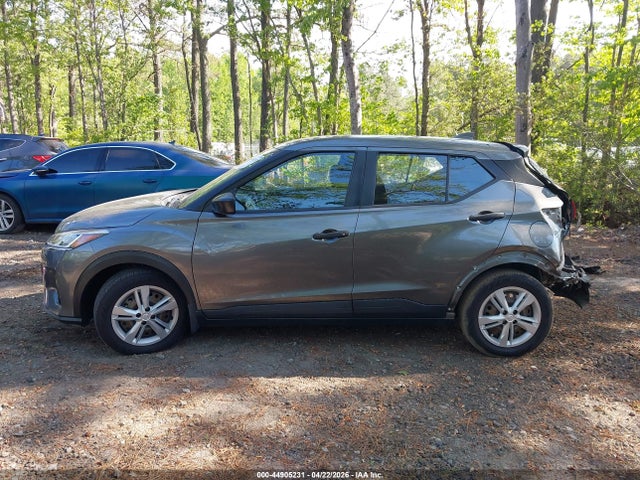 Nissan Kicks S Xtronic Cvt