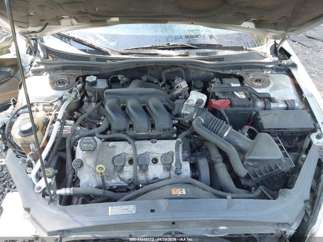 Mercury Milan V6