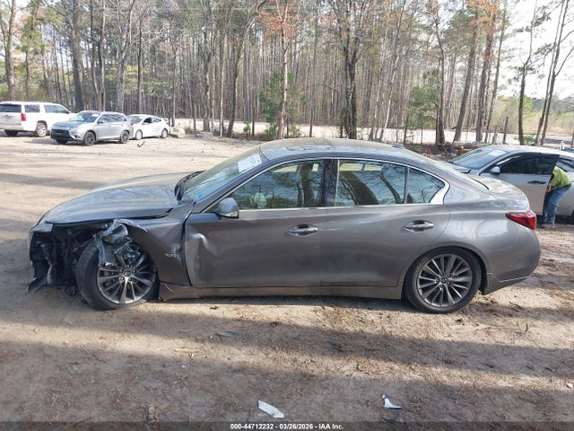 INFINITI Q50 3.0t Luxe