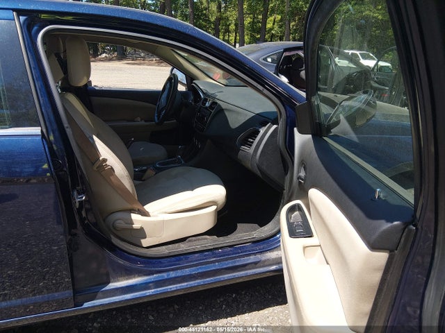 Chrysler 200 Lx