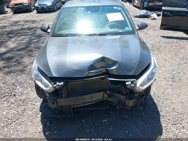 Kia Forte Lxs