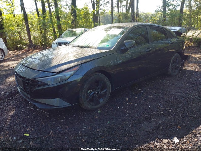 Hyundai ELANTRA Sel