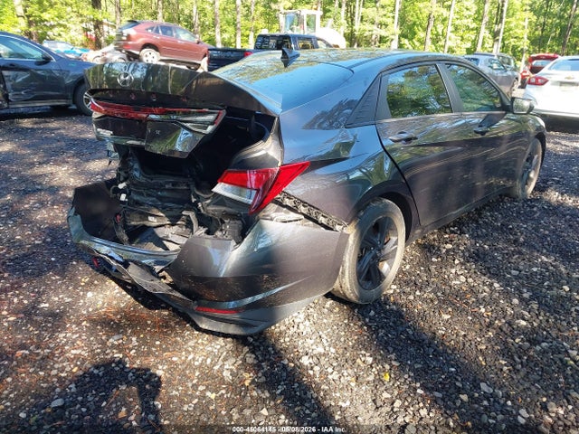 Hyundai ELANTRA Sel
