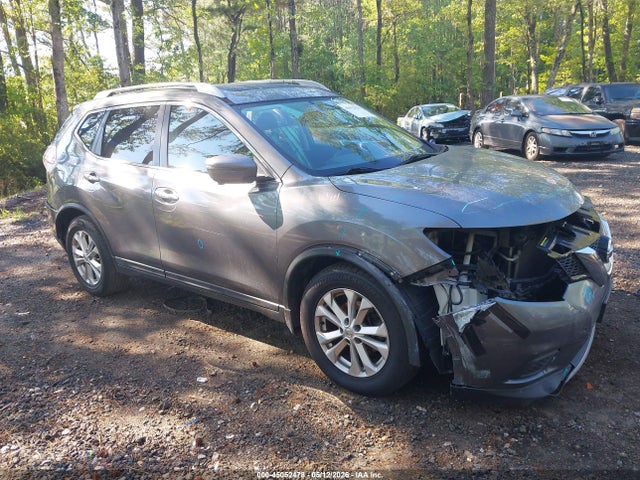 Salvage Nissan Rogue Image