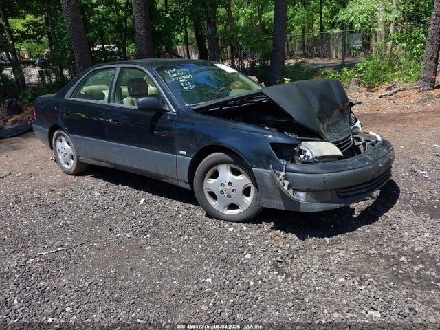 Salvage Lexus Es Image