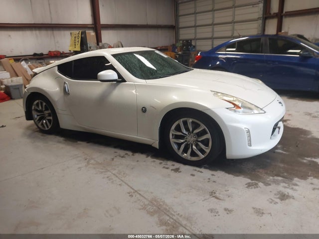 Salvage Nissan 370Z Image