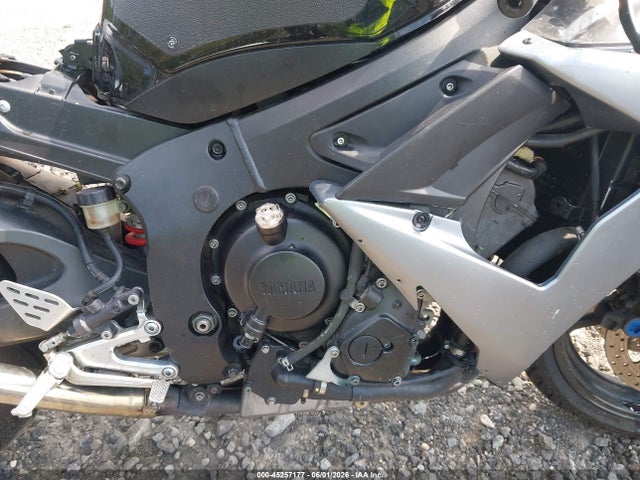Yamaha Yzfr6 S