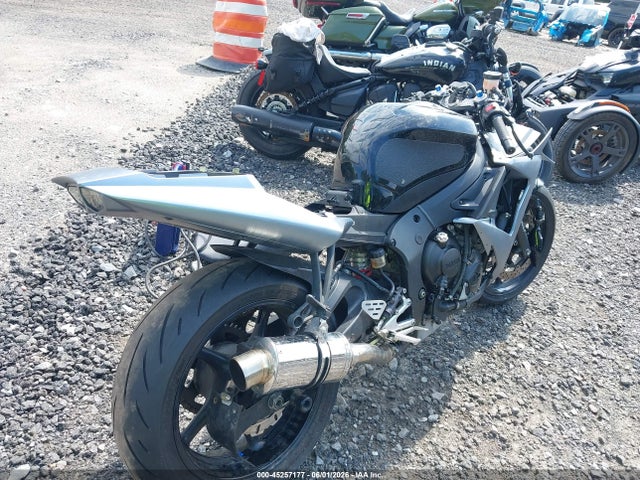 Yamaha Yzfr6 S