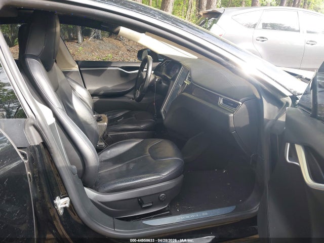 Tesla Model S P85