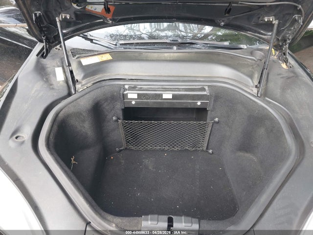 Tesla Model S P85