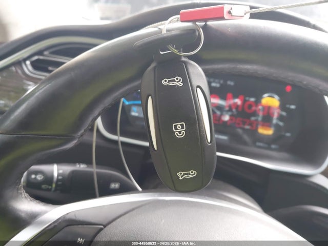 Tesla Model S P85