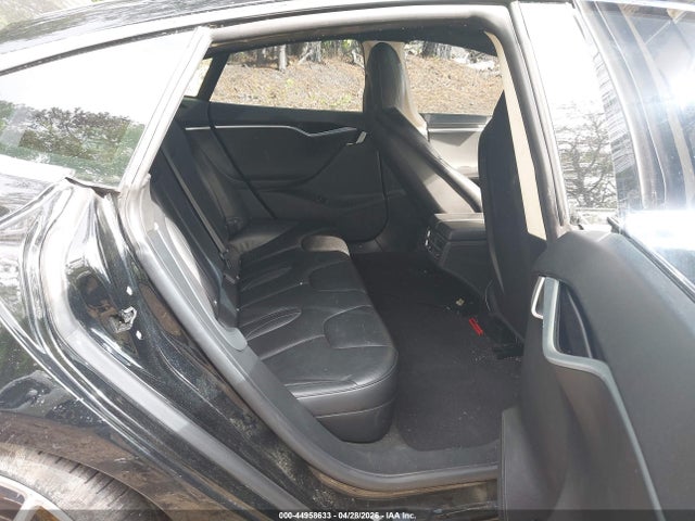 Tesla Model S P85