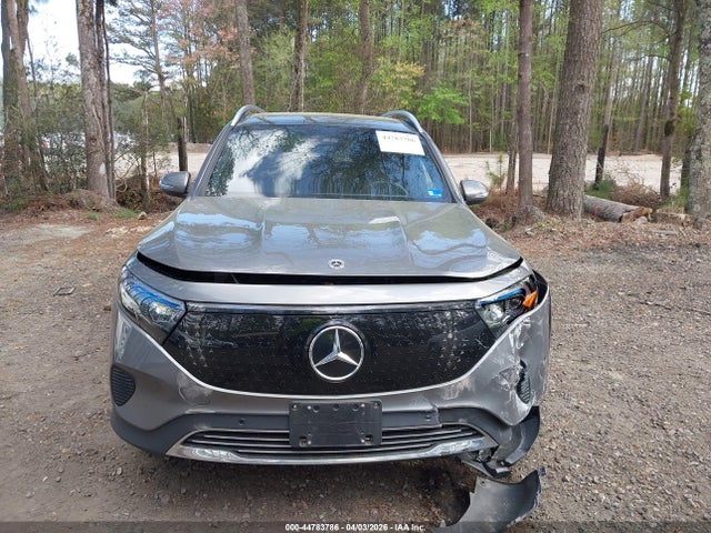 Mercedes-Benz EQB 4matic