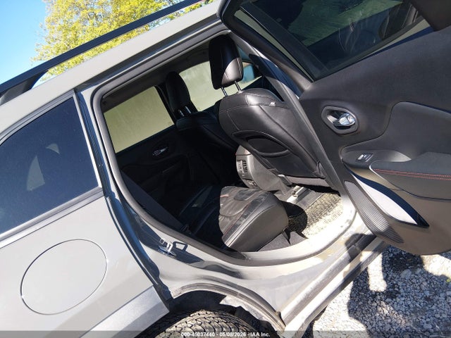 Jeep Cherokee Trailhawk 4x4