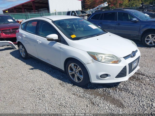 Salvage Ford Focus Image