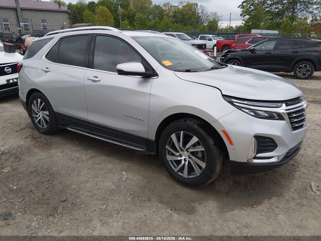 Salvage Chevrolet Equinox Image