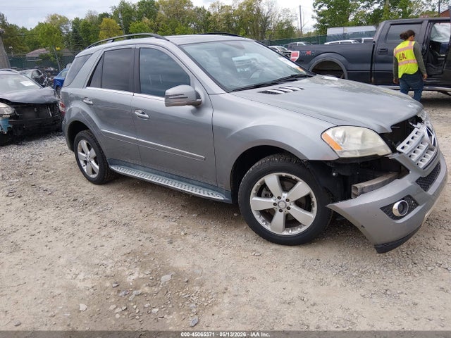 Salvage Mercedes-Benz M-Class Image