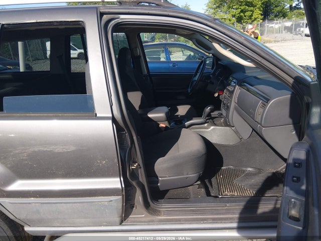 Jeep Grand Cherokee Laredo