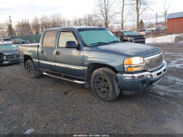 Salvage GMC Sierra 1500 Image