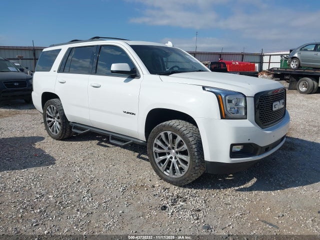 Salvage GMC Yukon Image