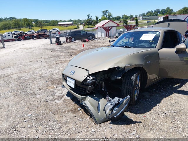 Mazda MX-5 Miata RF Grand Touring