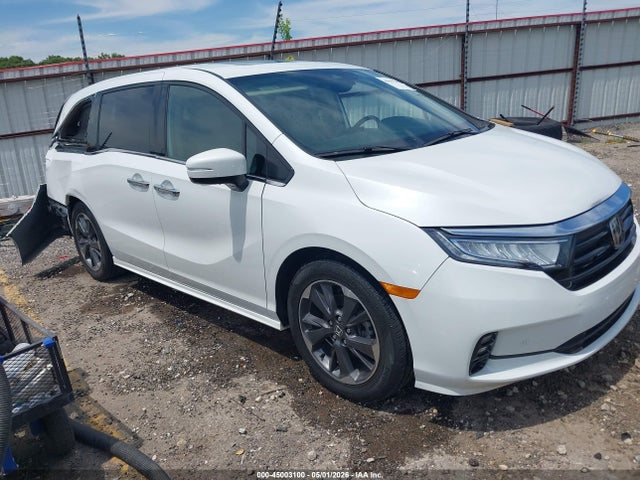 Salvage Honda Odyssey Image